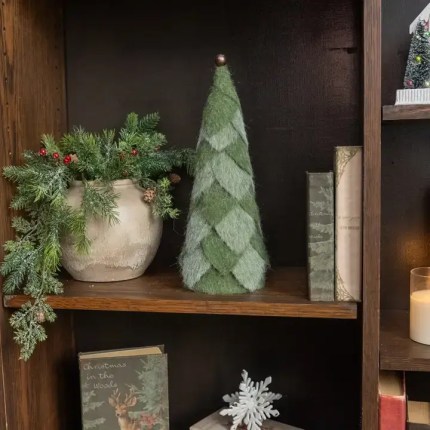 Green Felt Tree 18"